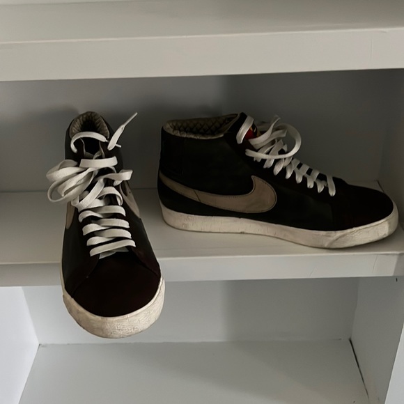 Brown Nike 420 sb Blazers - Picture 1 of 1